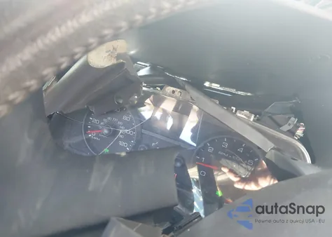 2011 Ford Crown Victoria Lx z USA, uszkodzony, nr VIN 2FABP7EV2BX137050